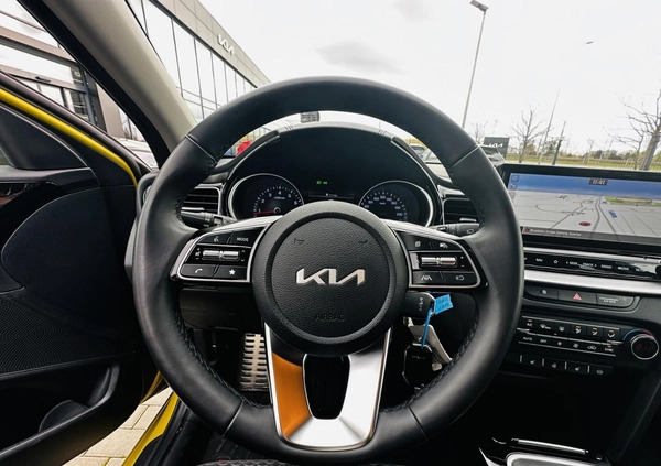 Kia Ceed cena 112900 przebieg: 14621, rok produkcji 2023 z Gdańsk małe 172